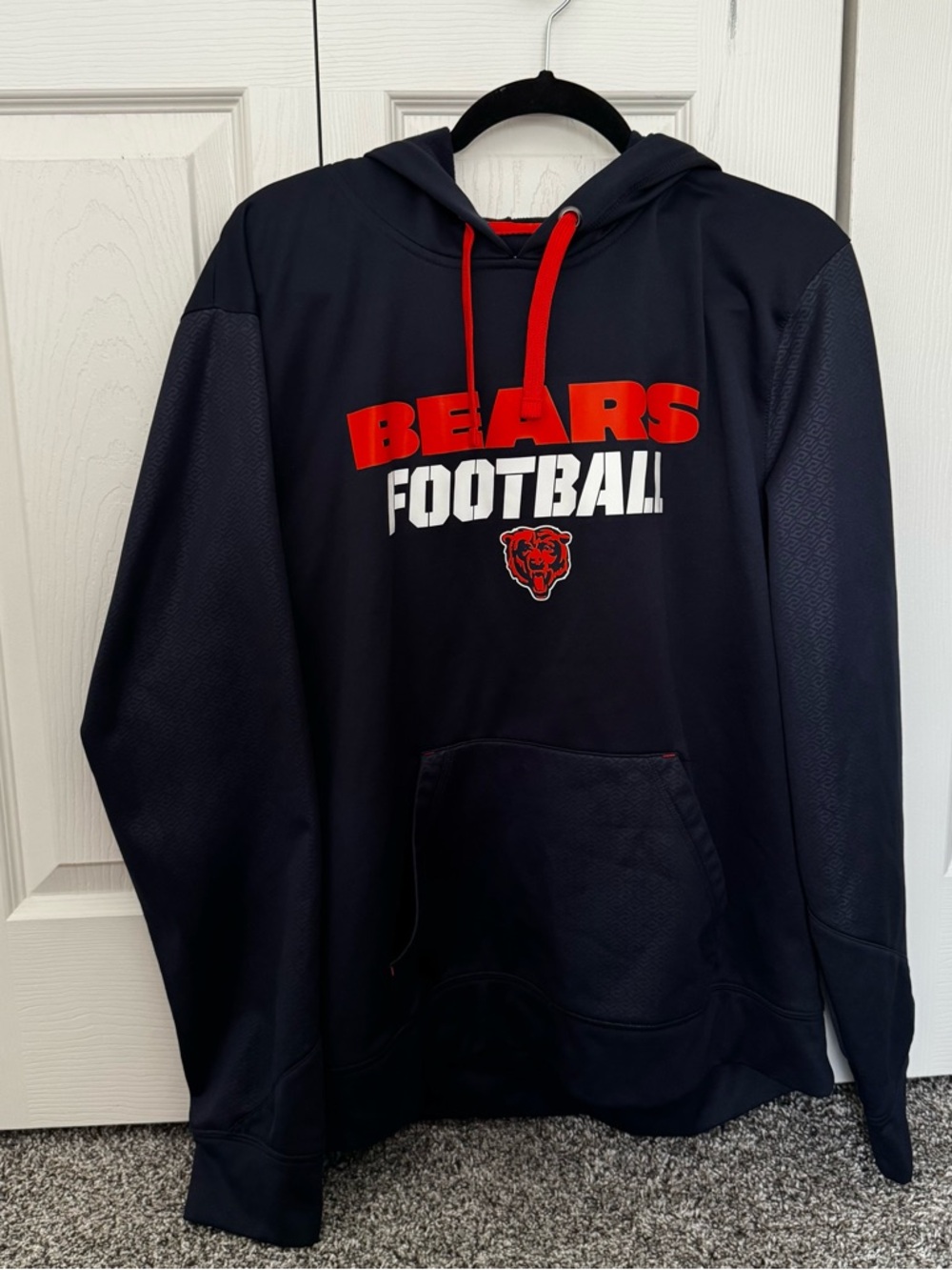 Chicago Bears Hoodie - Picture 2 of 3